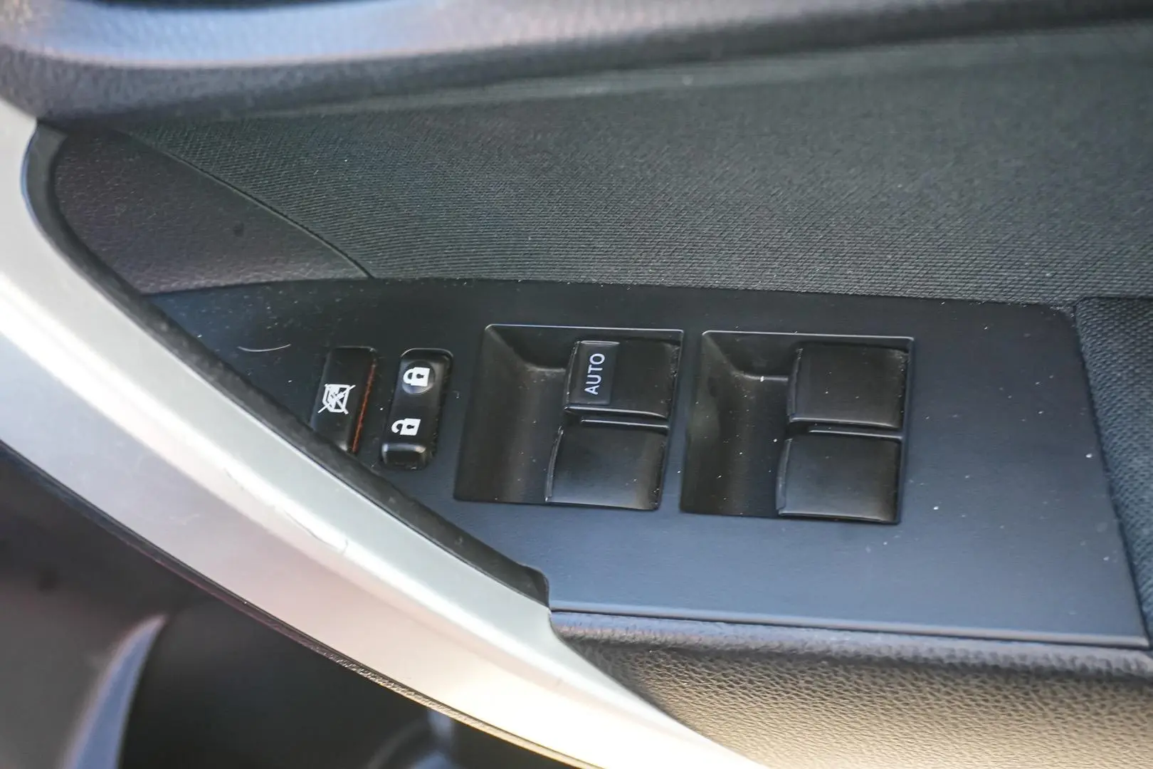 2018 Toyota Corolla Gallery Image 14