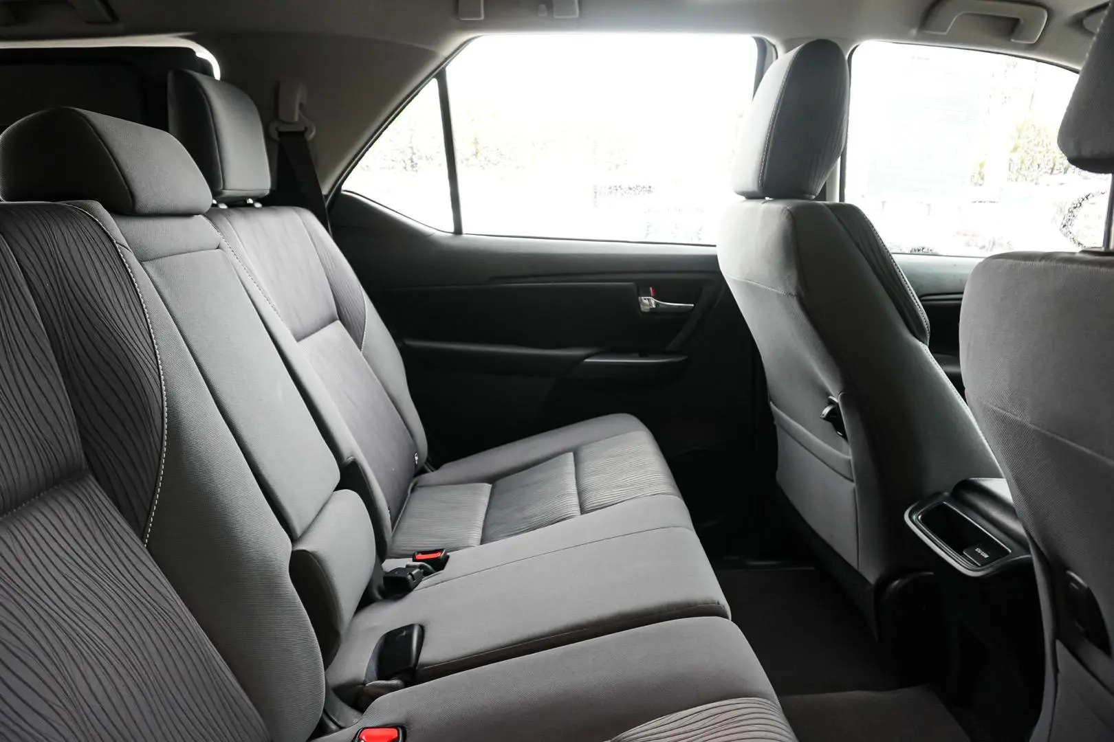 2022 Toyota Fortuner Gallery Image 13