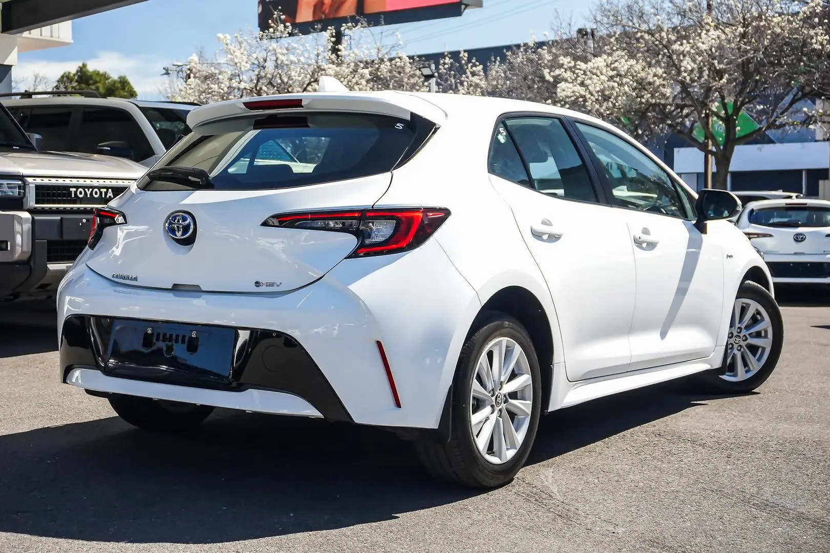 2025 Toyota Corolla Gallery Image 3