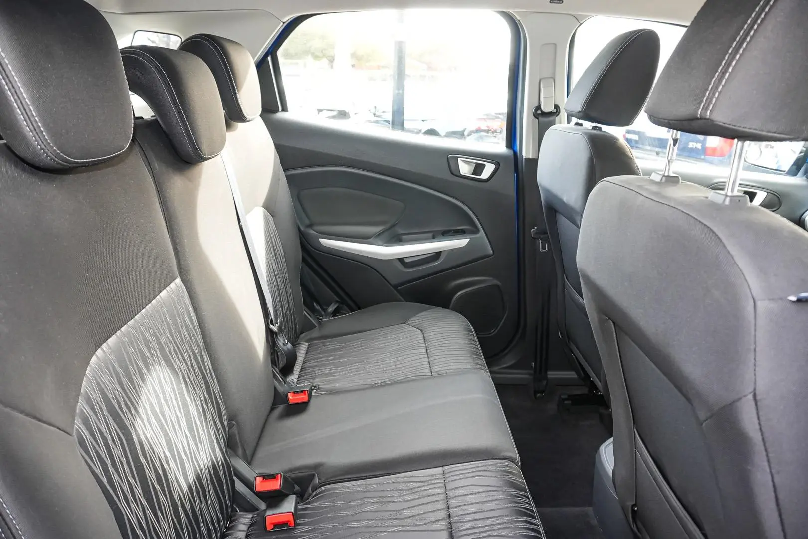 2017 Ford EcoSport Gallery Image 9