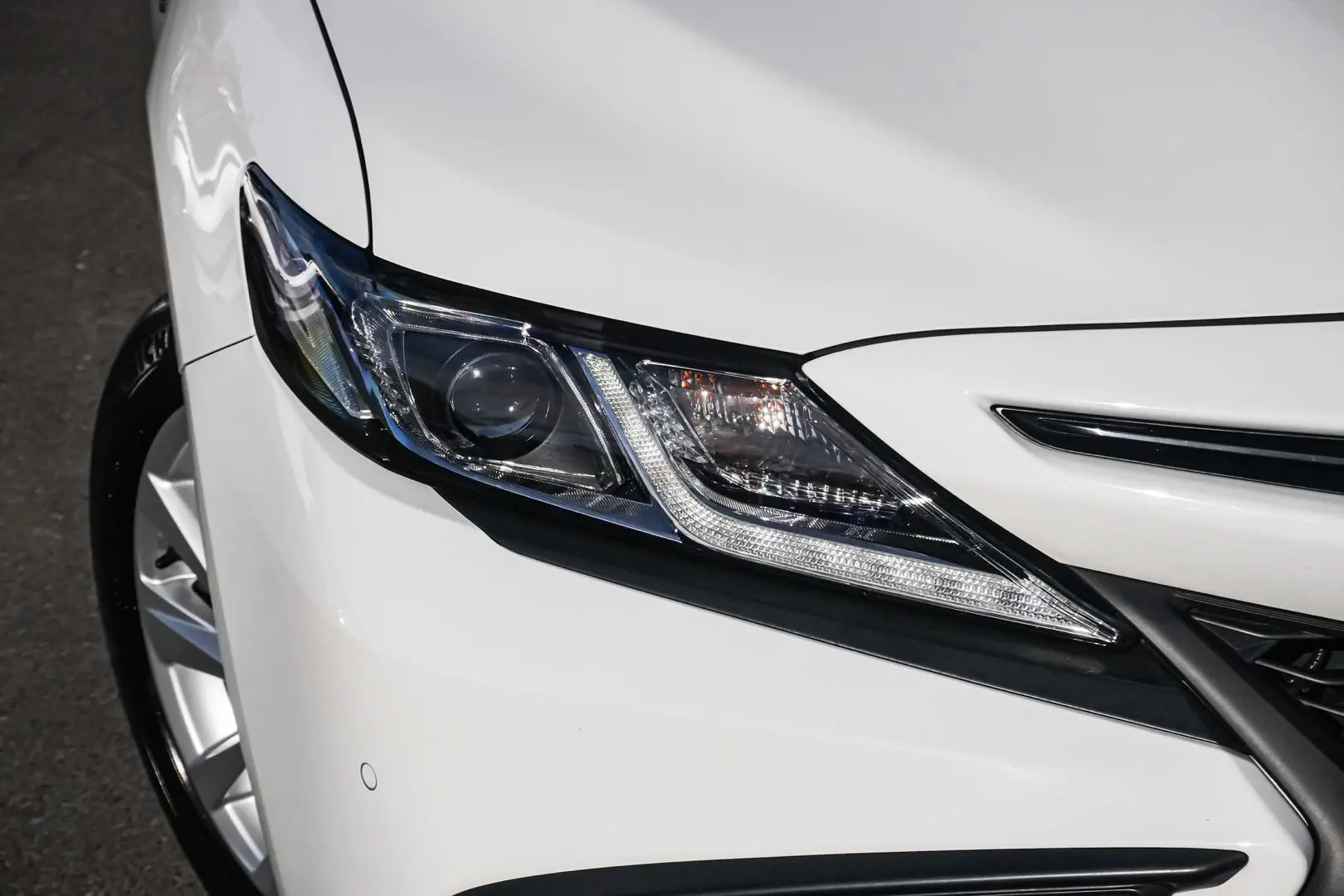 2022 Toyota Camry Gallery Image 12