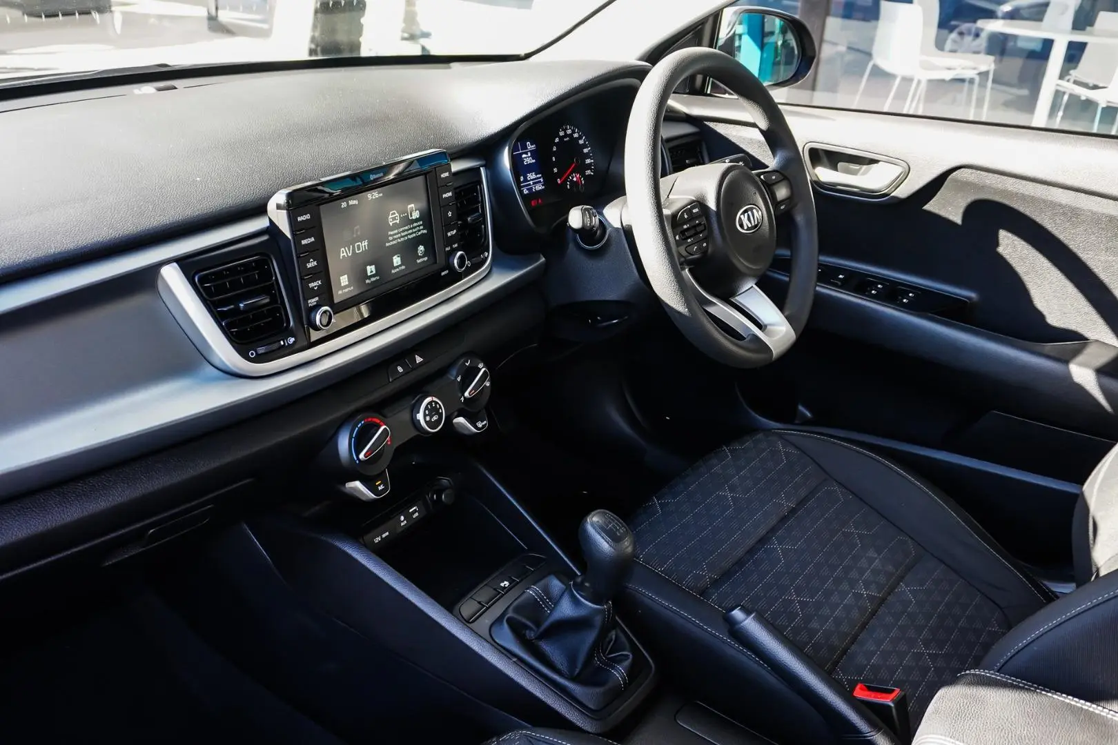 2020 Kia Rio Gallery Image 10