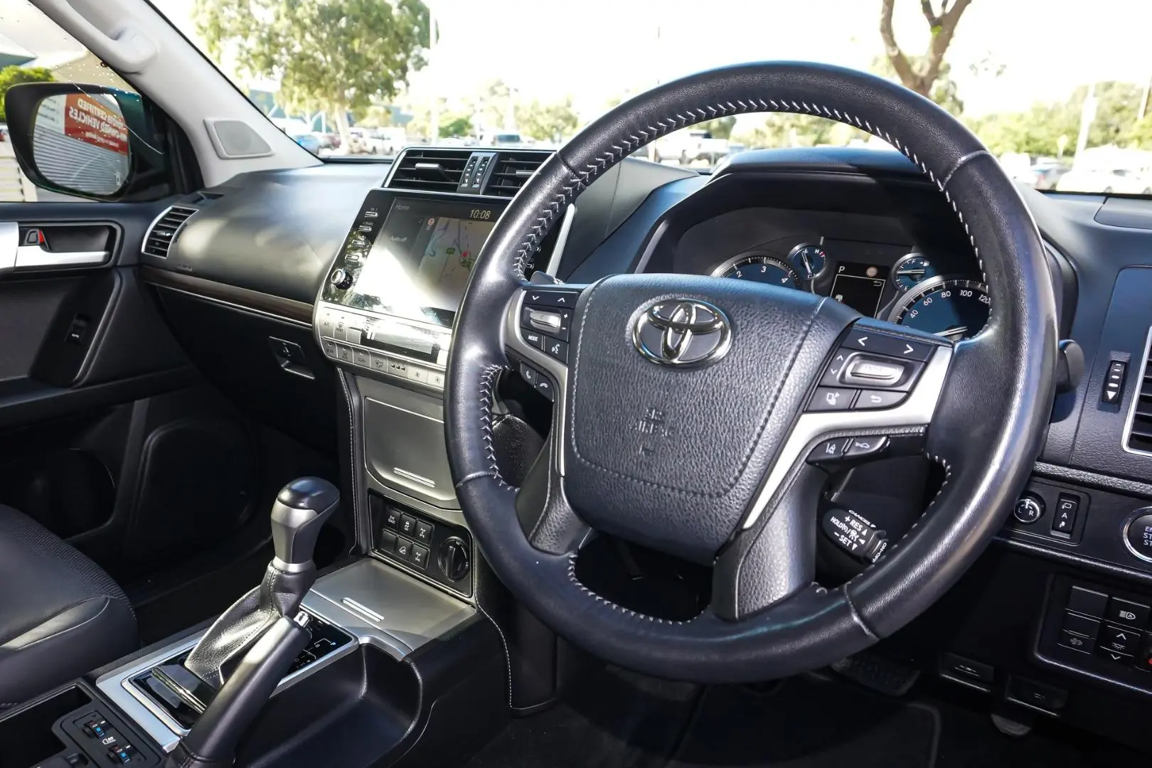 2021 Toyota Landcruiser Prado Gallery Image 7