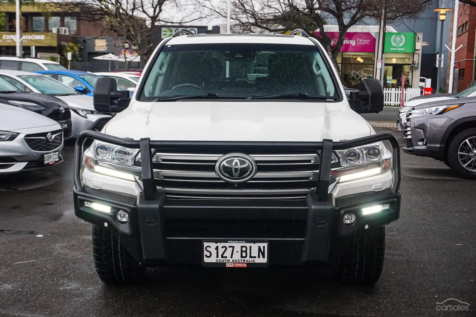 2016 Toyota Landcruiser Image 4