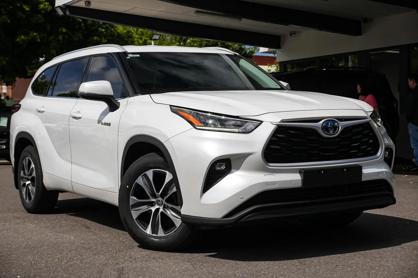 2022 Toyota Kluger Gallery Image 1