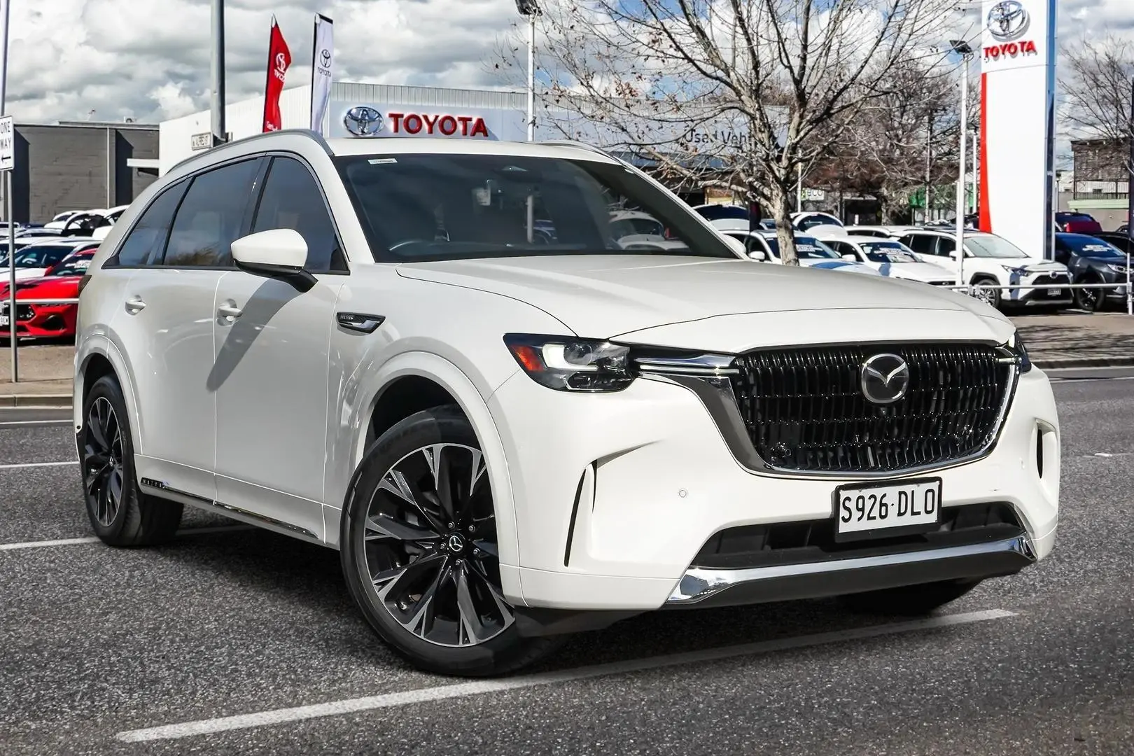 2024 Mazda CX-90 Gallery Image 1