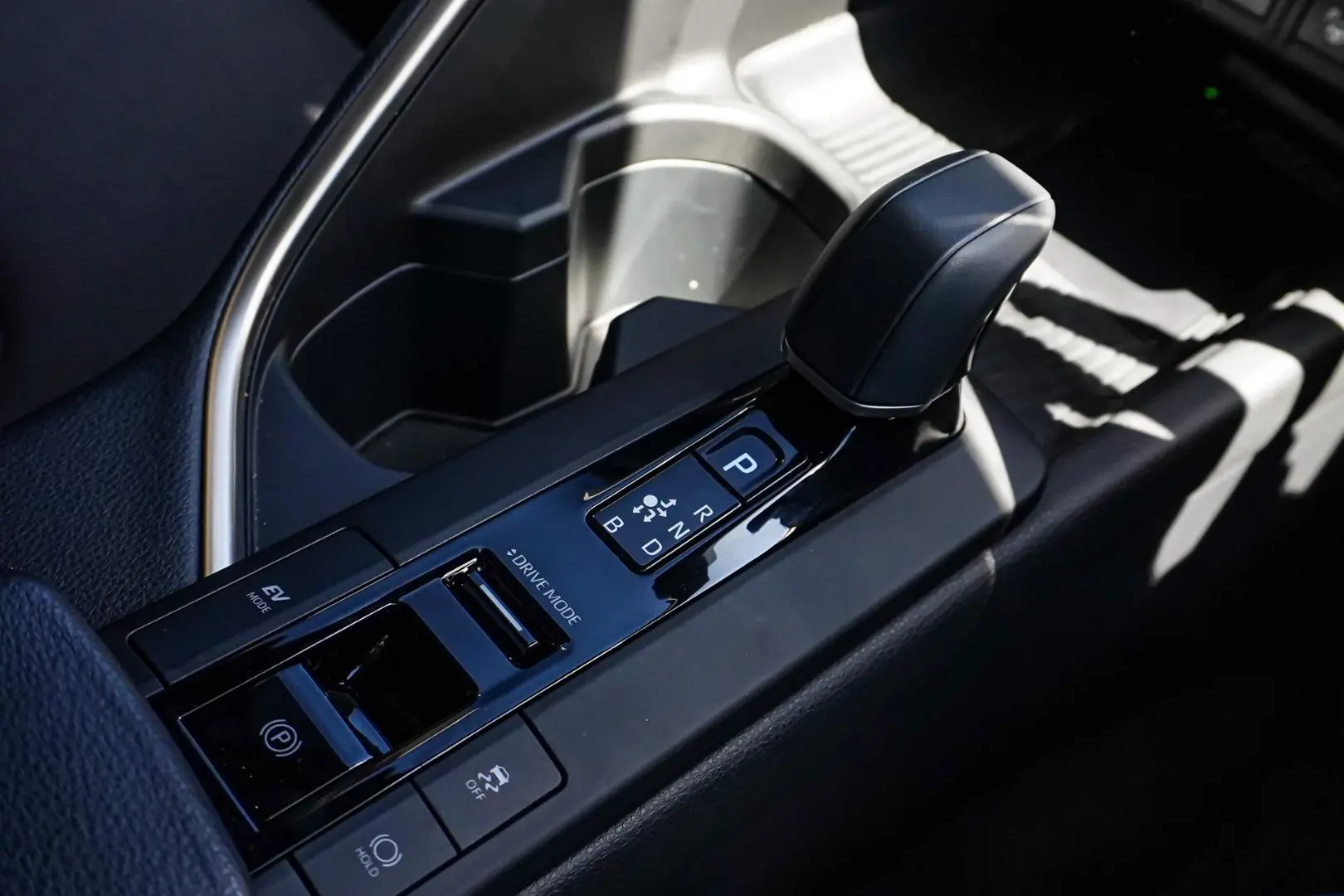 2024 Toyota C-HR Gallery Image 19