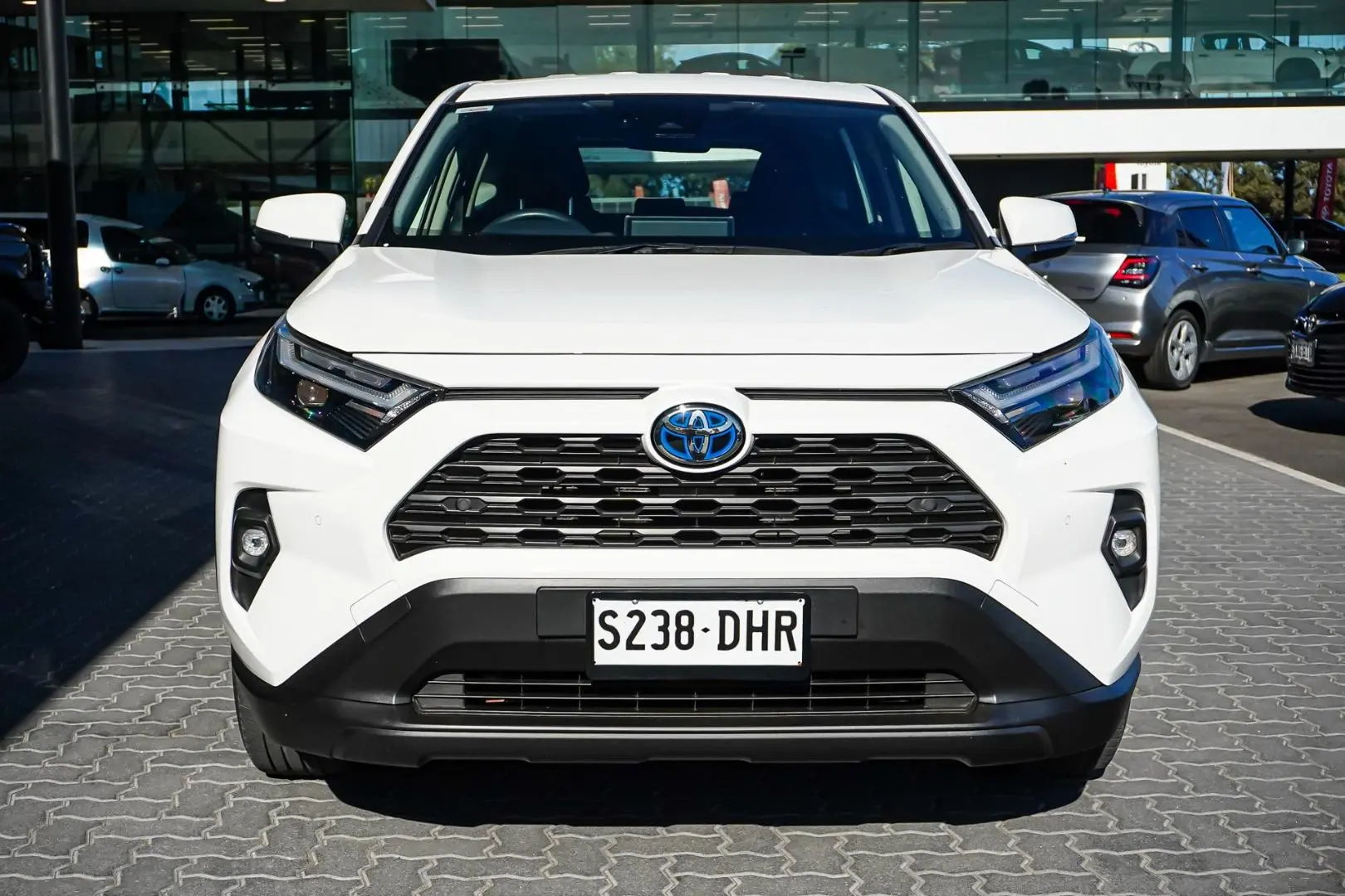 2024 Toyota RAV4 Gallery Image 5