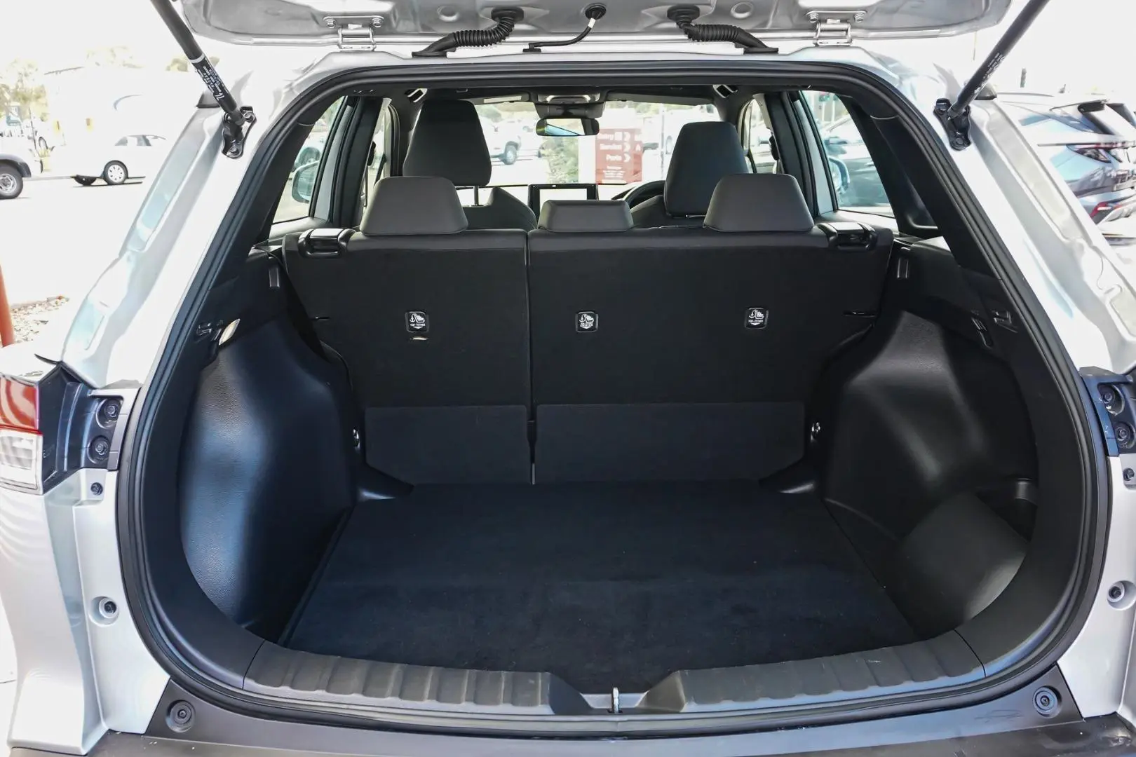 2023 Toyota Corolla Cross Gallery Image 10