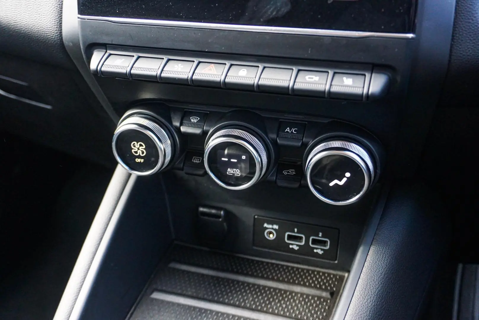2021 Renault Captur Gallery Image 21