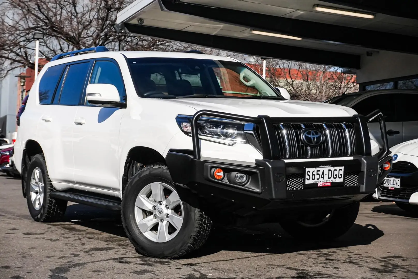 2021 Toyota Landcruiser Prado Gallery Image 2