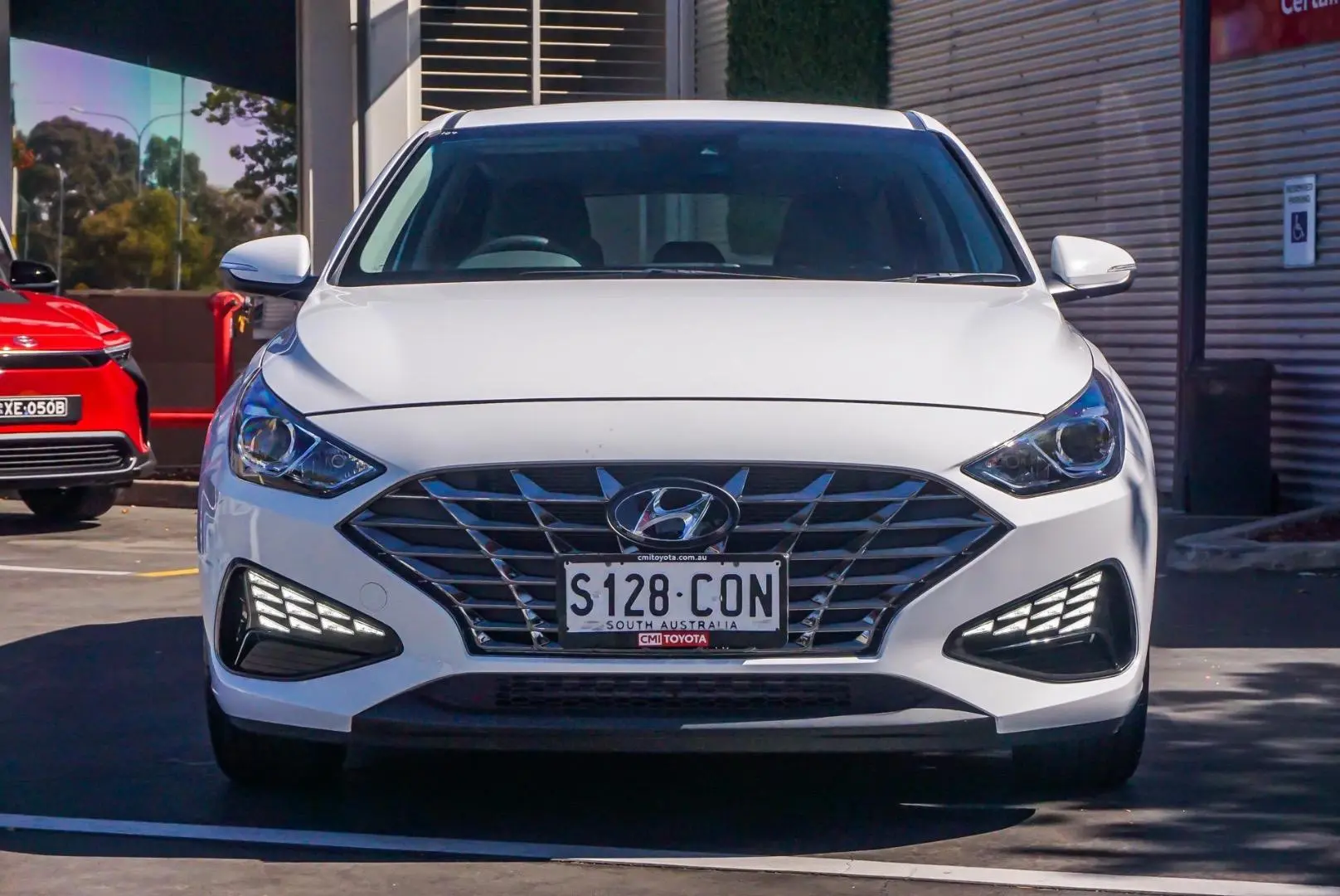 2022 Hyundai I30 Gallery Image 4