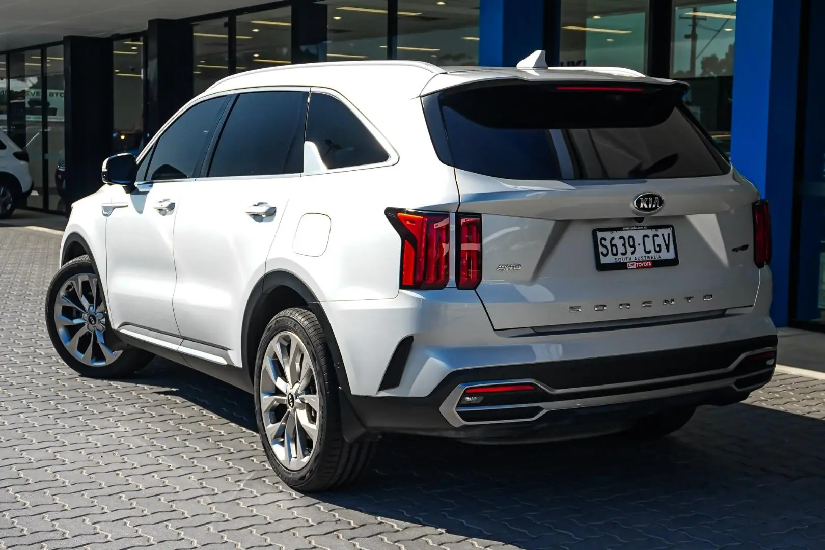 2020 Kia Sorento Gallery Image 3