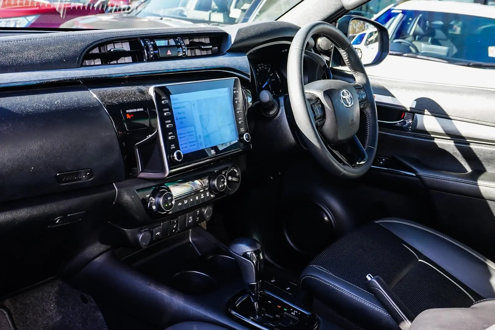 2023 Toyota Hilux Gallery Image 8