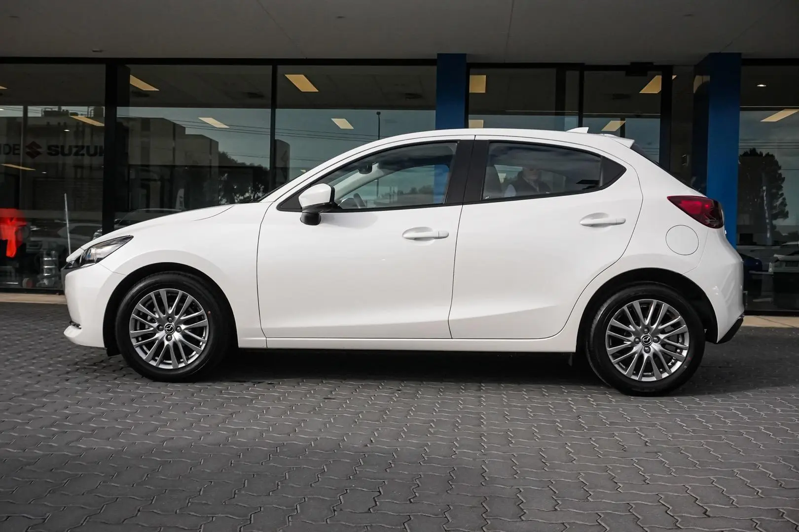2022 Mazda 2 Gallery Image 4