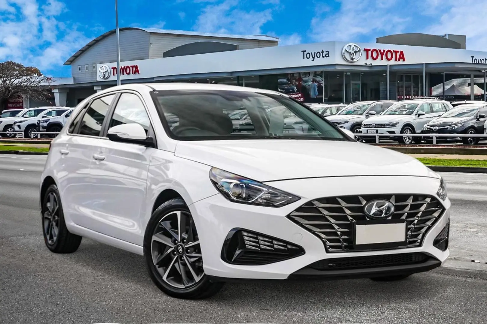 2022 Hyundai i30 Gallery Image 1