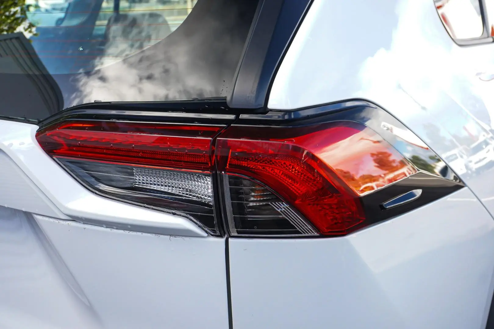 2024 Toyota RAV4 Gallery Image 14