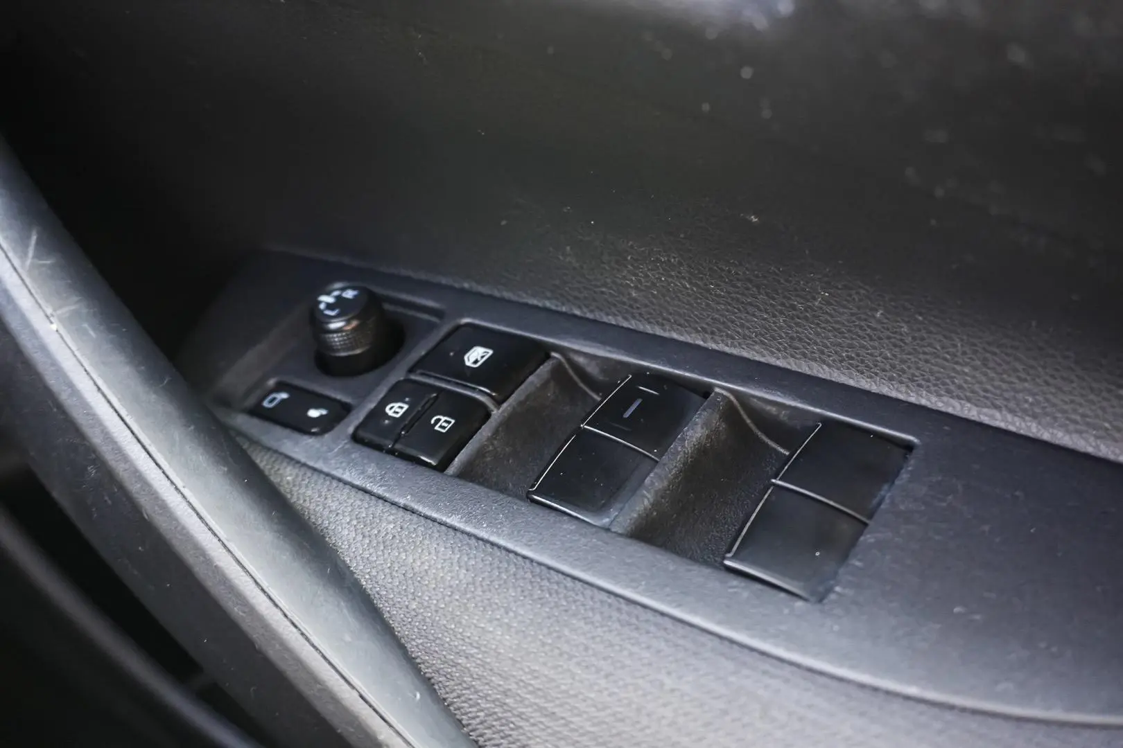 2021 Toyota Corolla Gallery Image 17