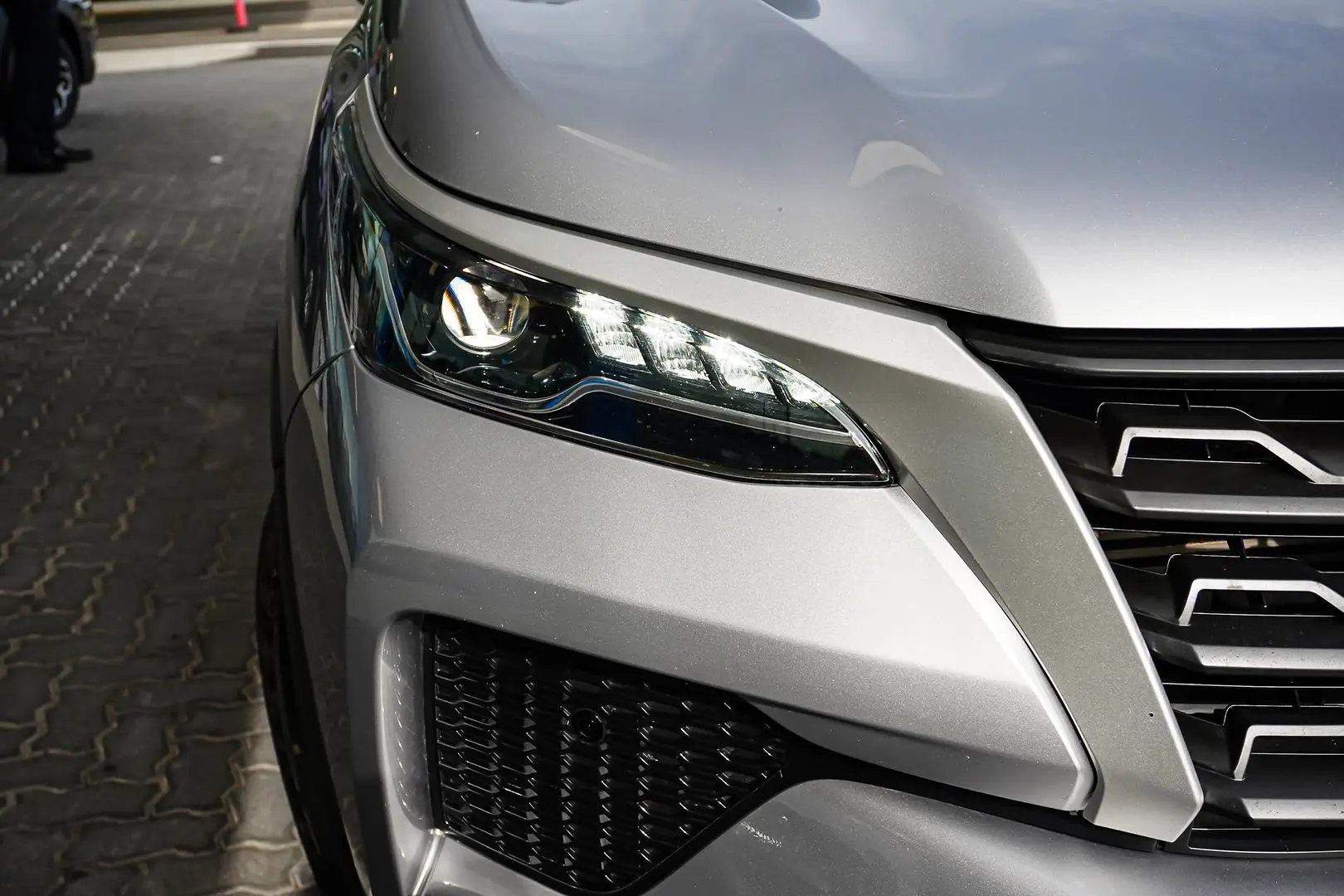 2021 Toyota Fortuner Gallery Image 12