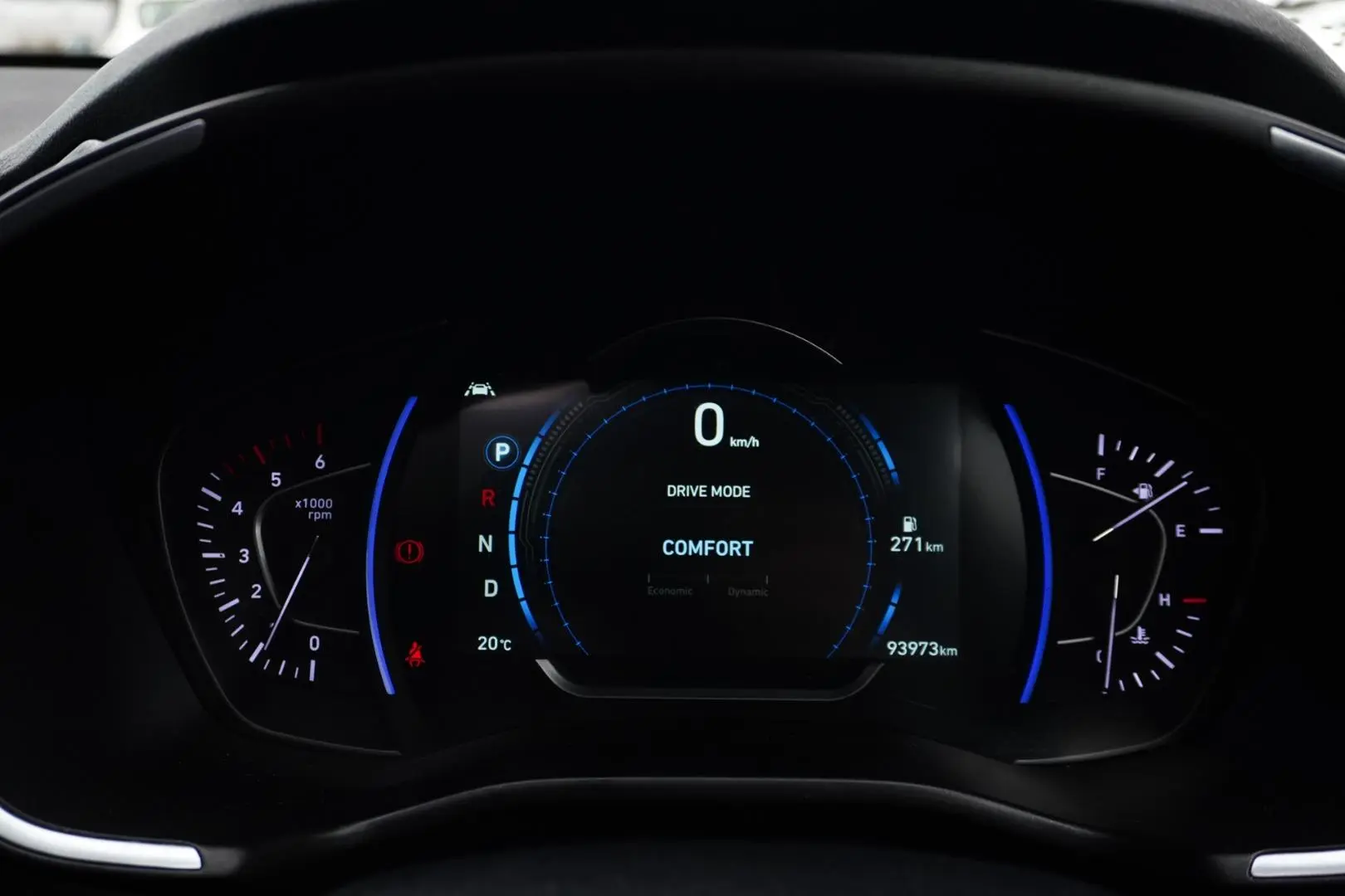 2018 Hyundai Santa Fe Gallery Image 17