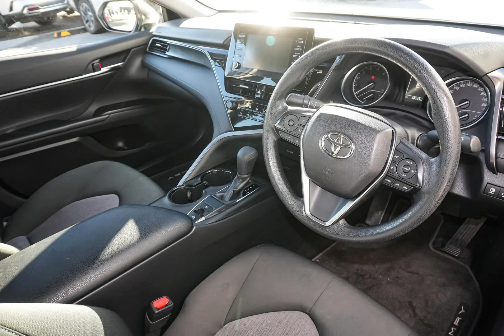 2022 Toyota Camry Gallery Image 7