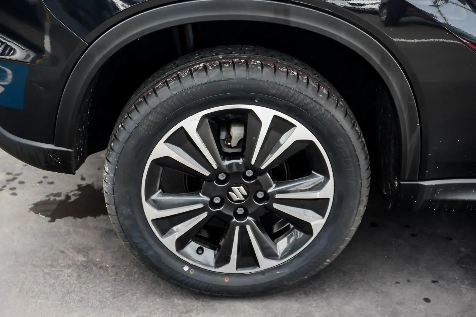 2021 Suzuki Vitara Gallery Image 17