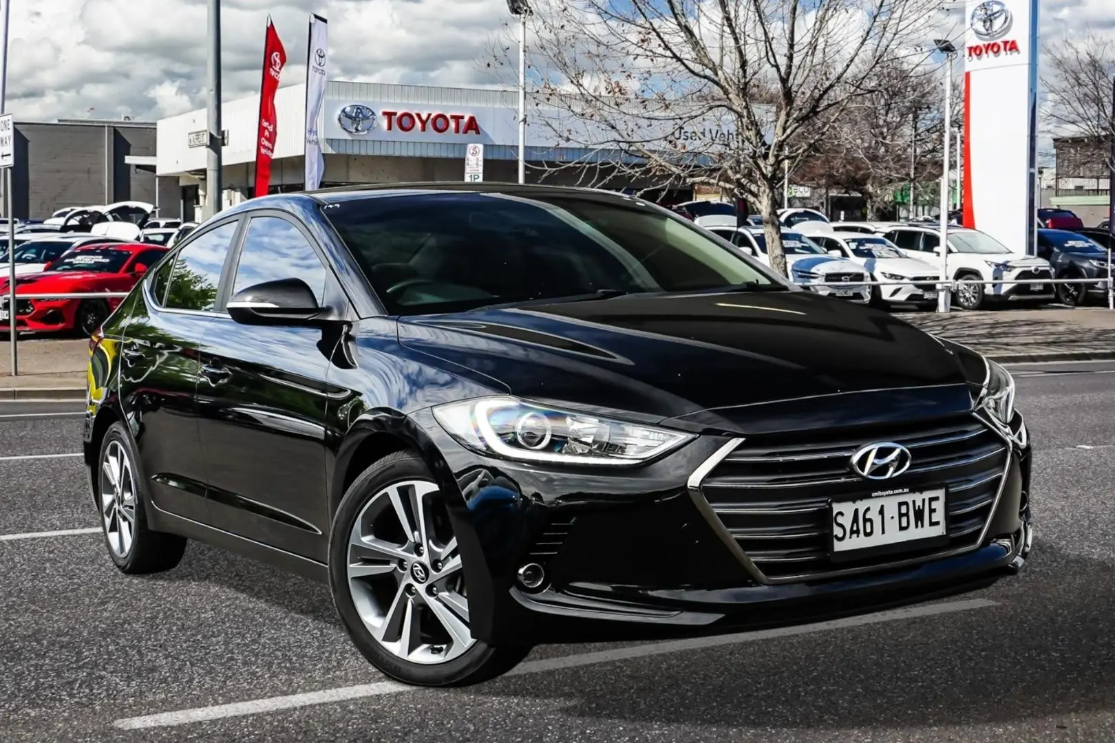 2018 Hyundai Elantra Gallery Image 1