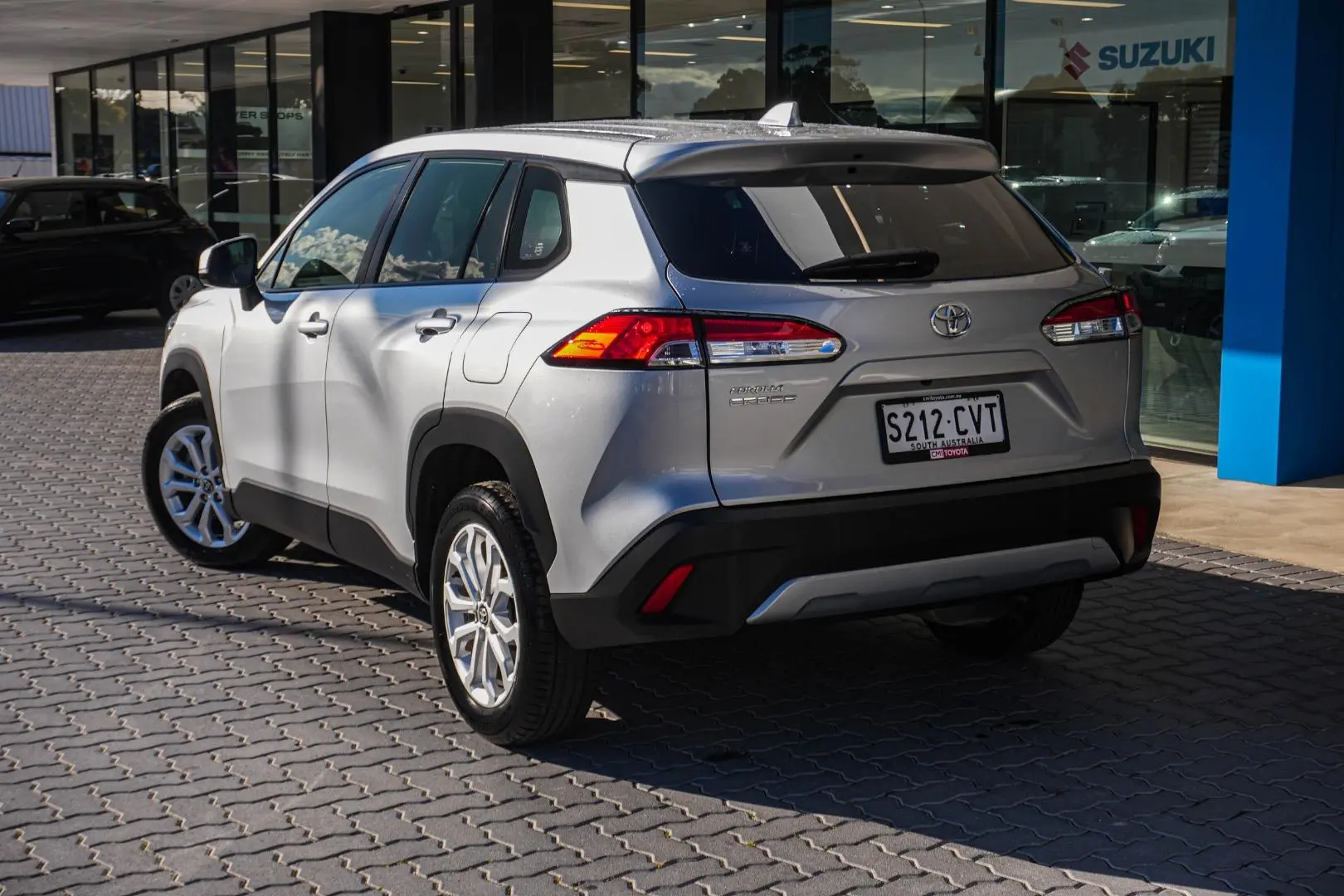 2023 Toyota Corolla Cross Gallery Image 3