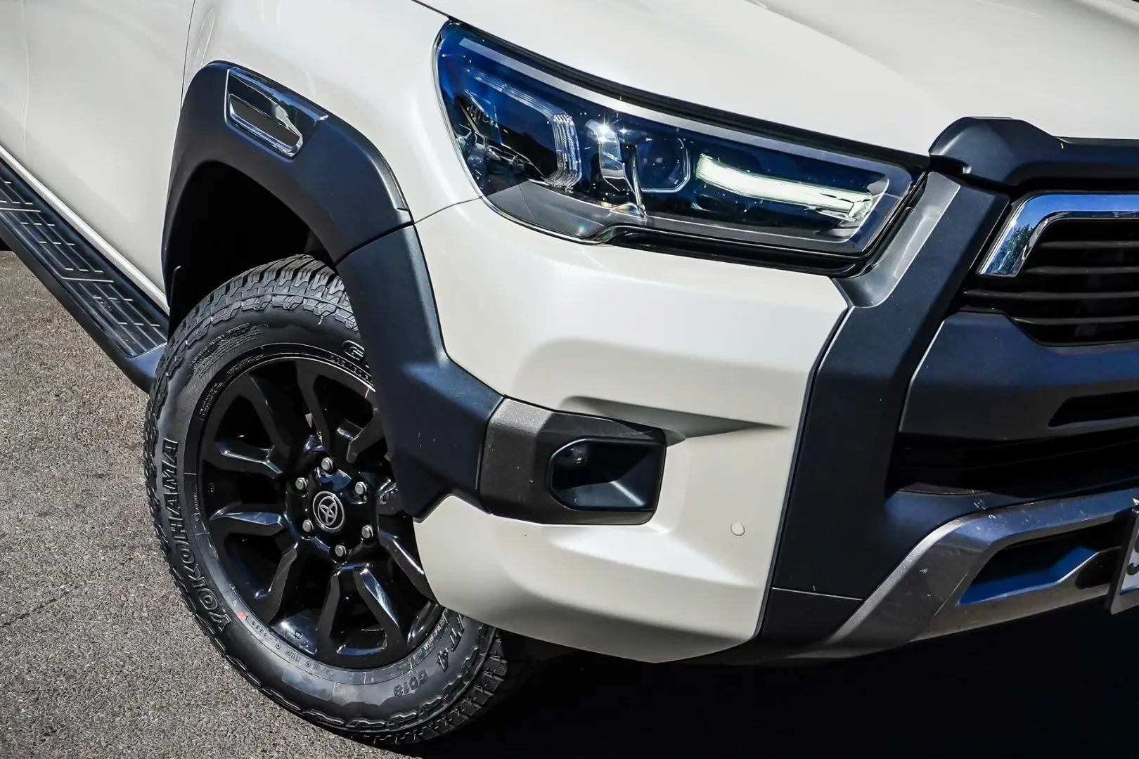 2021 Toyota Hilux Gallery Image 11