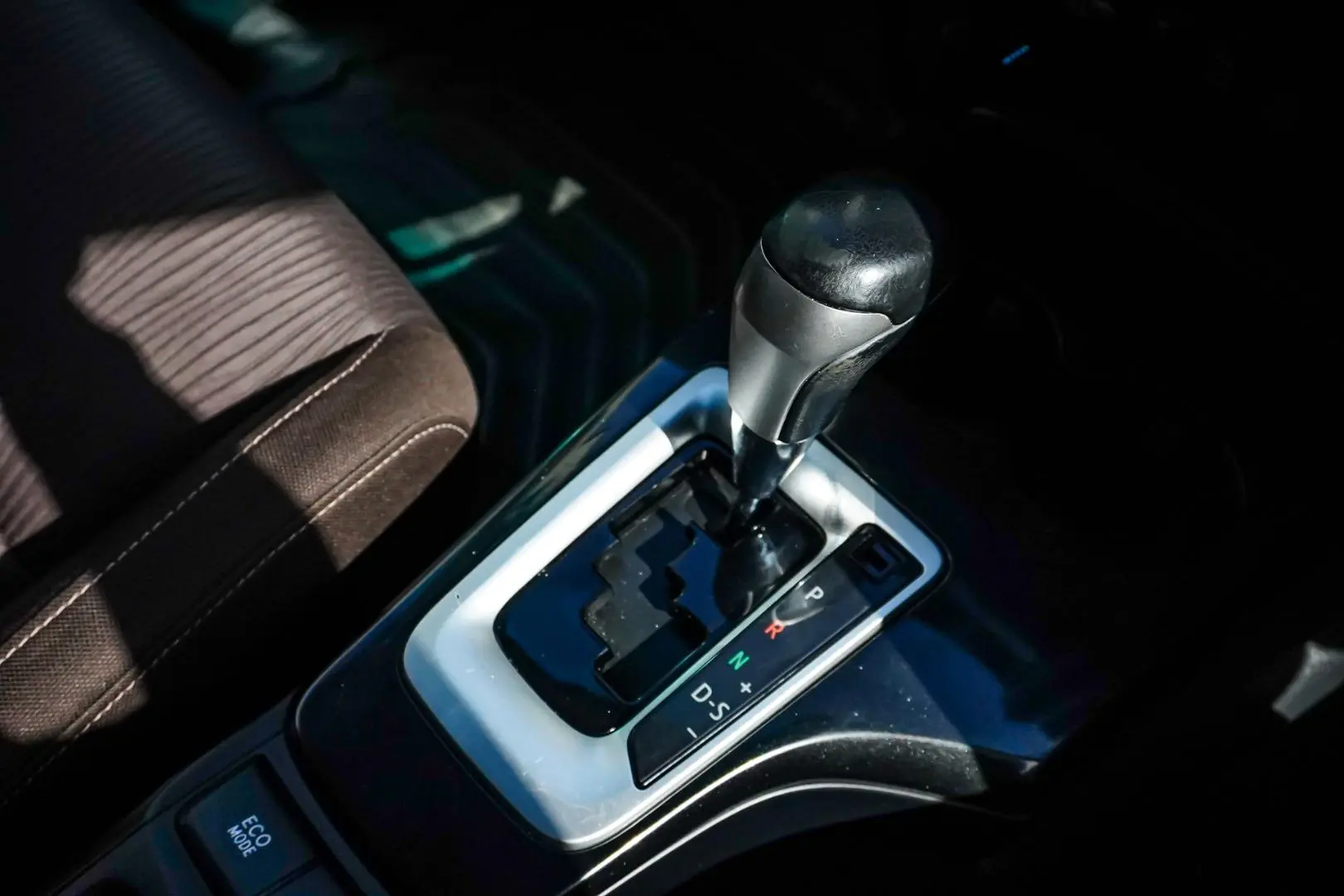 2016 Toyota Fortuner Gallery Image 18