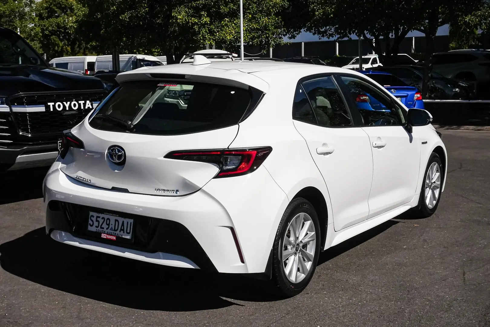 2024 Toyota Corolla Gallery Image 2