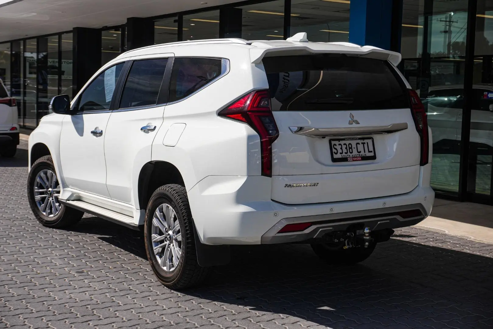 2022 Mitsubishi Pajero Sport Gallery Image 3