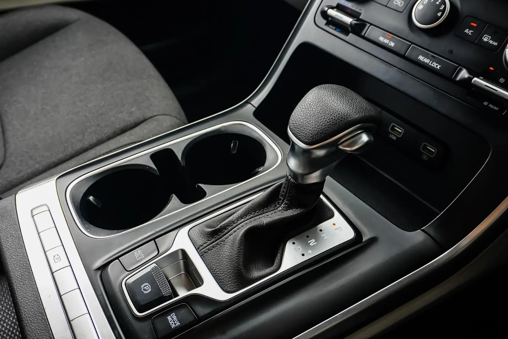 2022 Kia Carnival Gallery Image 19