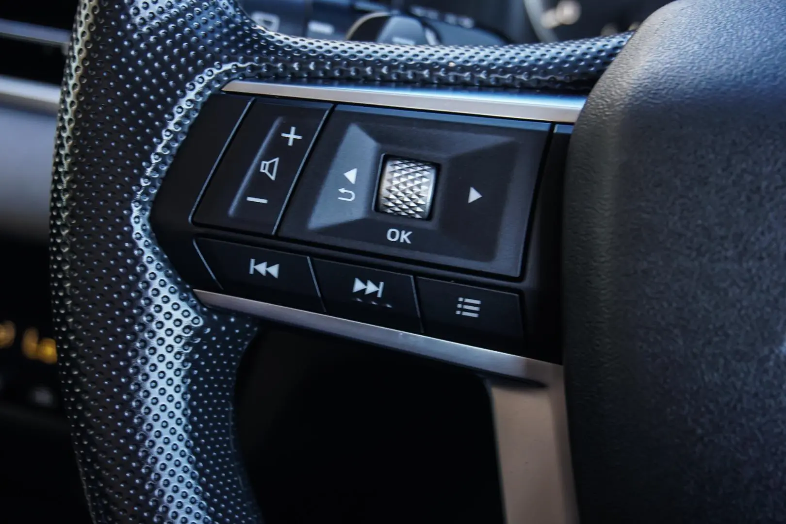 2023 Mitsubishi Outlander Gallery Image 22