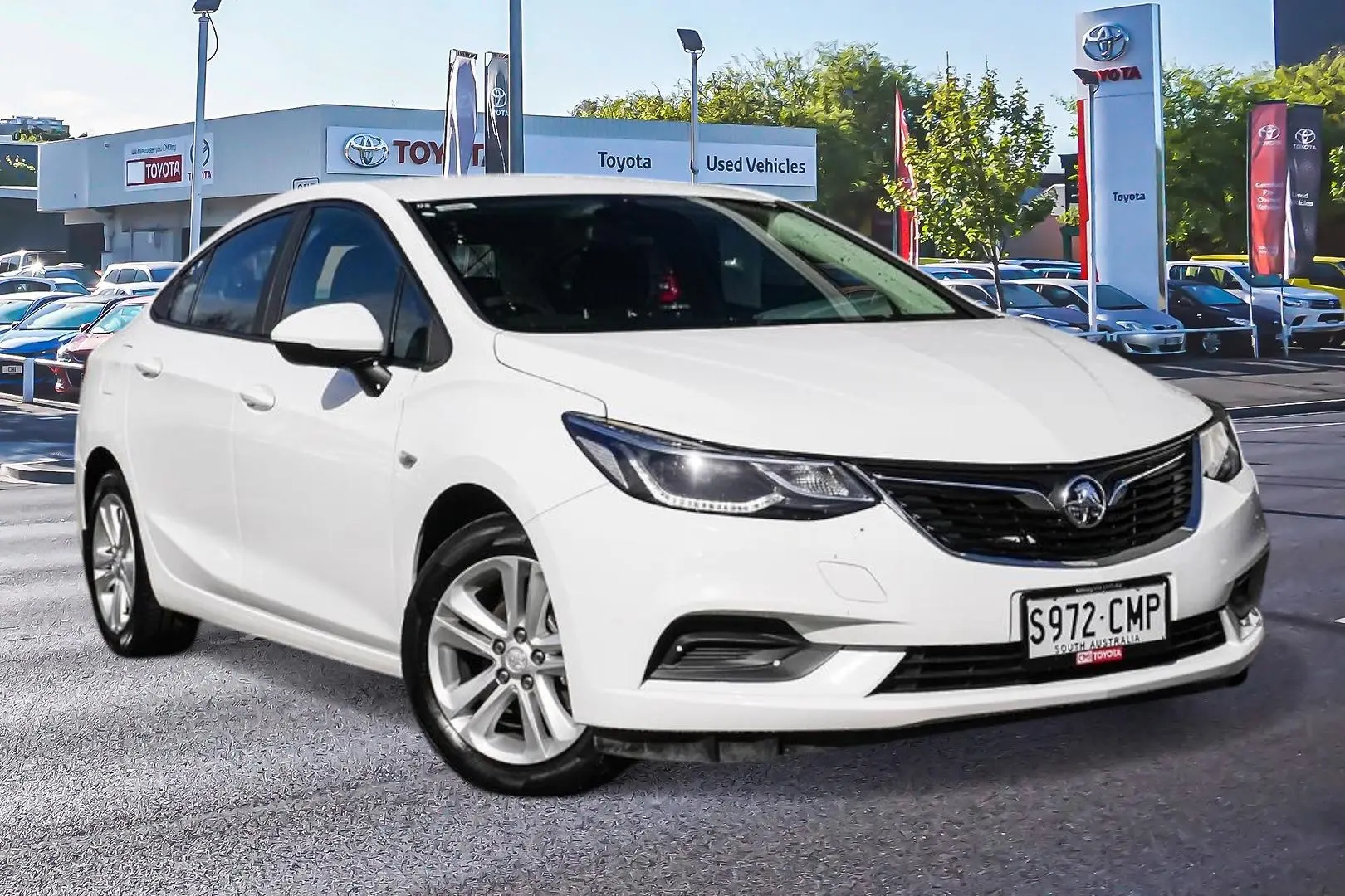 2018 Holden Astra Gallery Image 1