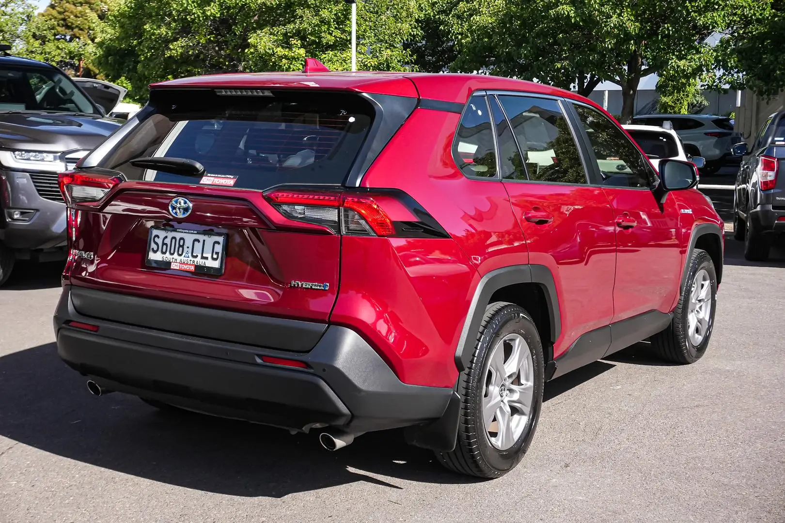 2022 Toyota RAV4 Gallery Image 3