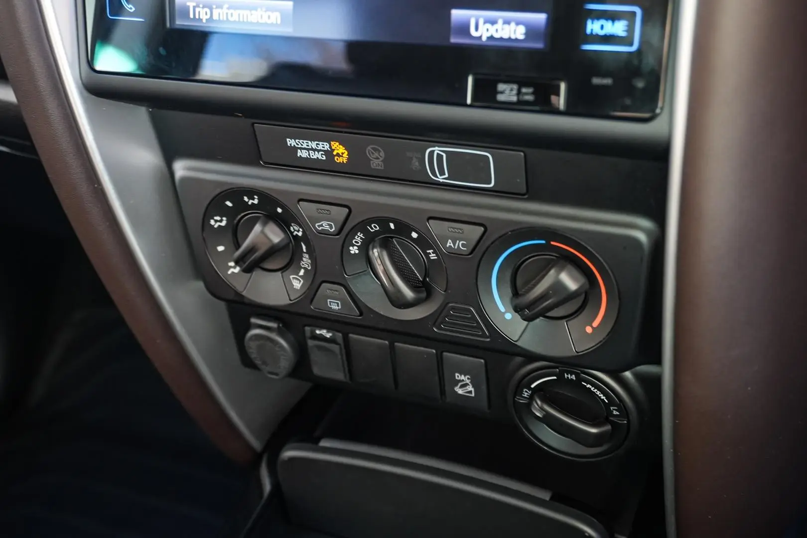 2020 Toyota Fortuner Gallery Image 20