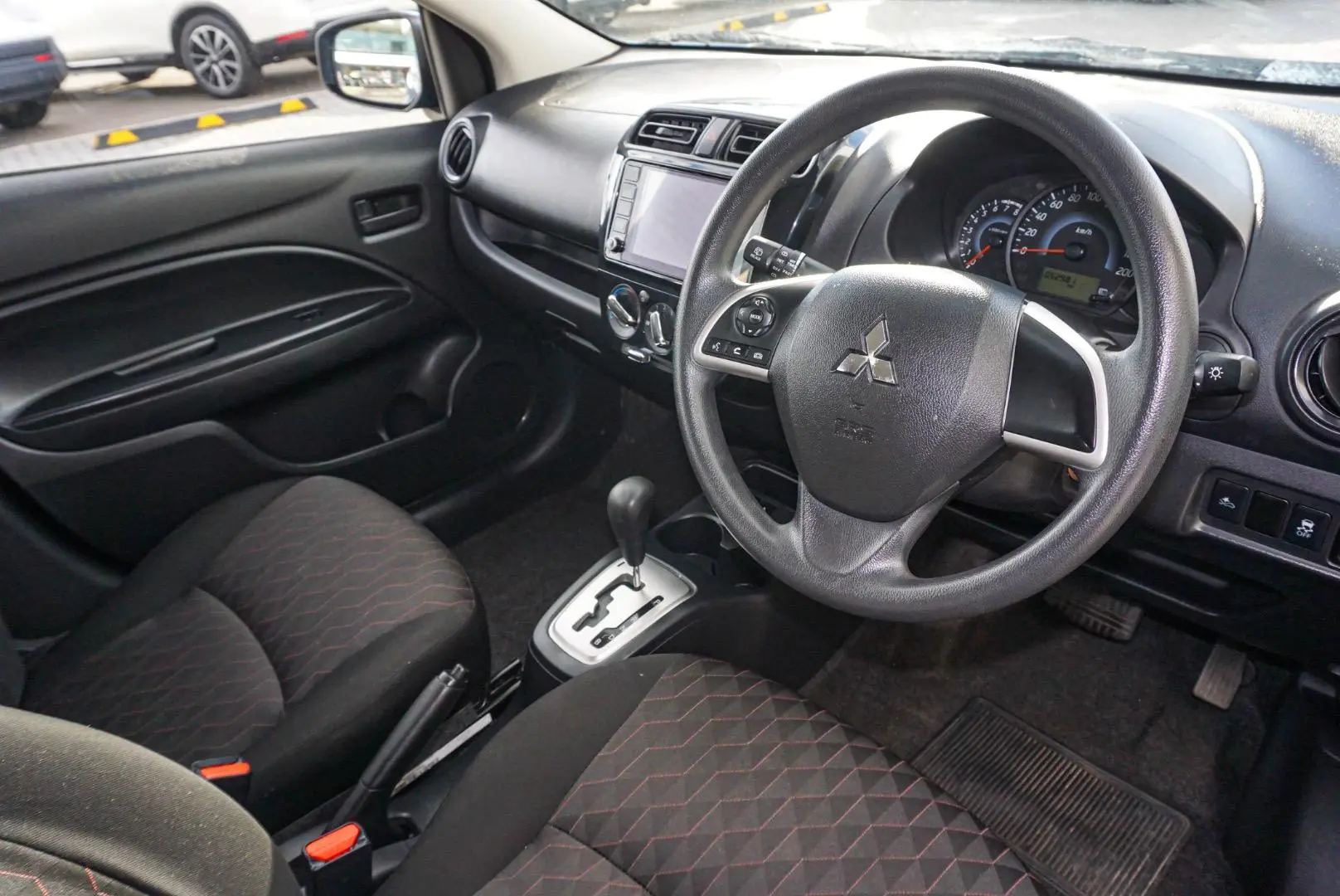 2021 Mitsubishi Mirage Gallery Image 7