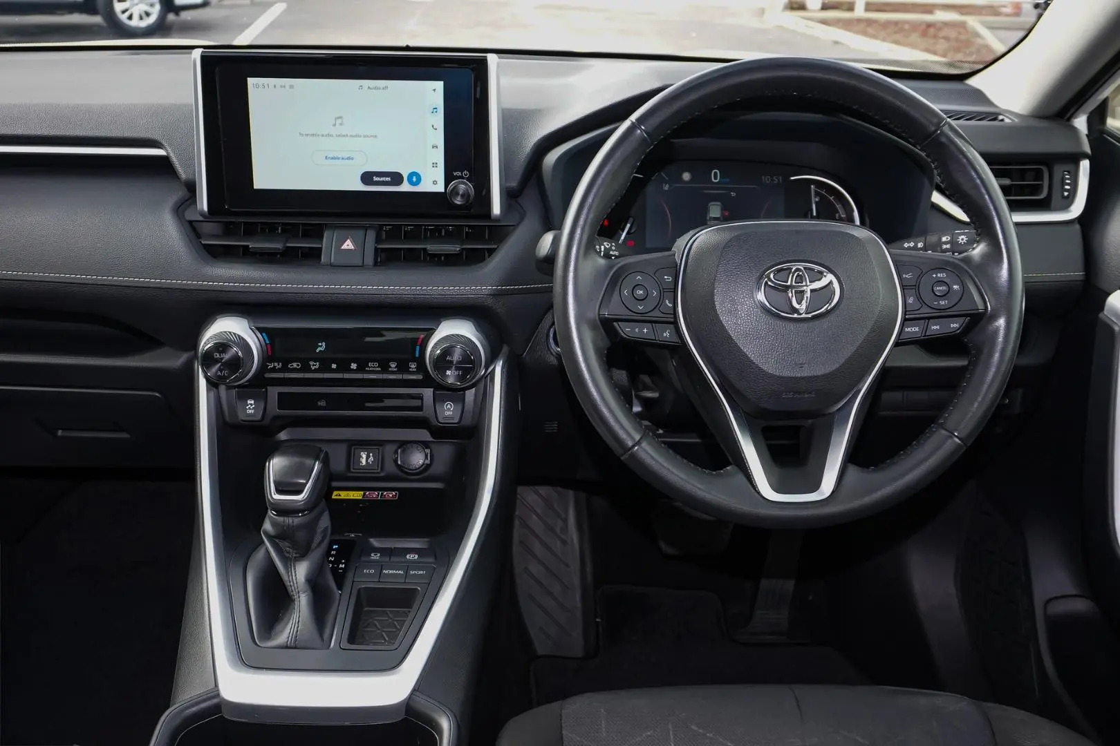 2024 Toyota RAV4 Gallery Image 9