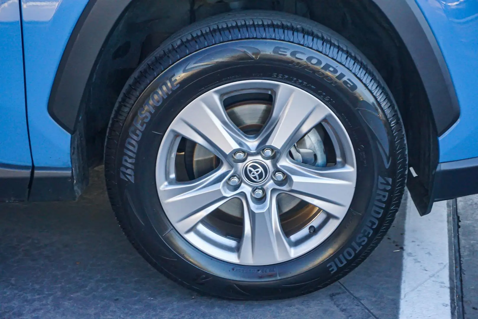 2022 Toyota RAV4 Gallery Image 14