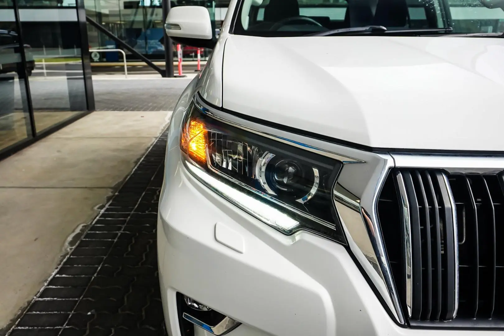 2021 Toyota Landcruiser Prado Gallery Image 11
