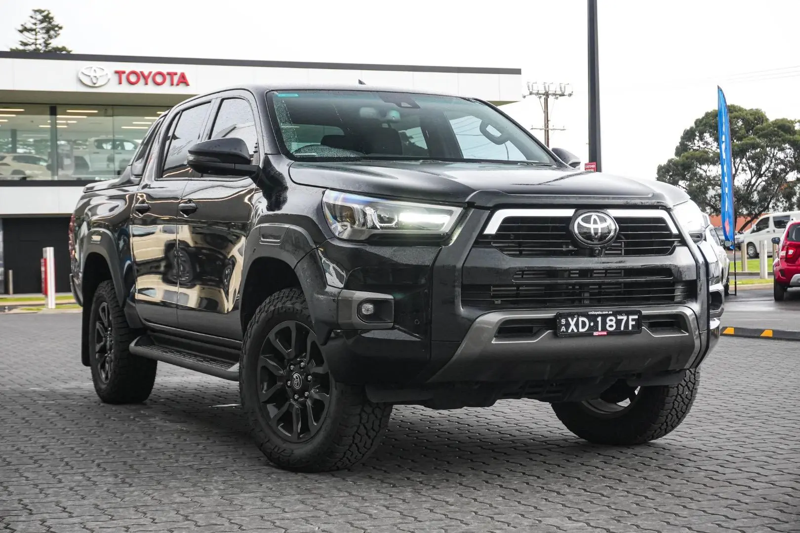 2022 Toyota Hilux Gallery Image 2