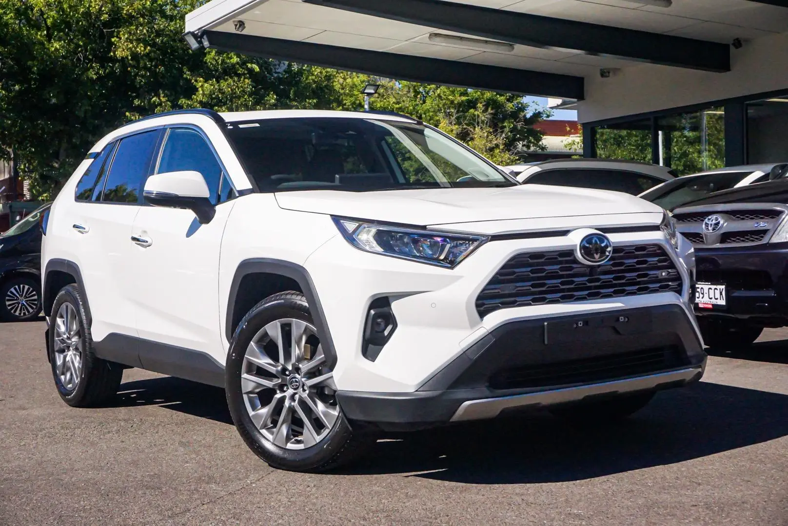 2024 Toyota Rav4 Gallery Image 2