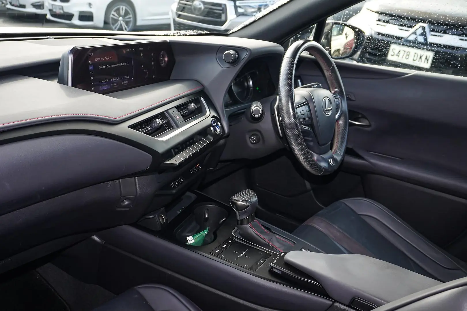 2021 Lexus UX Gallery Image 10