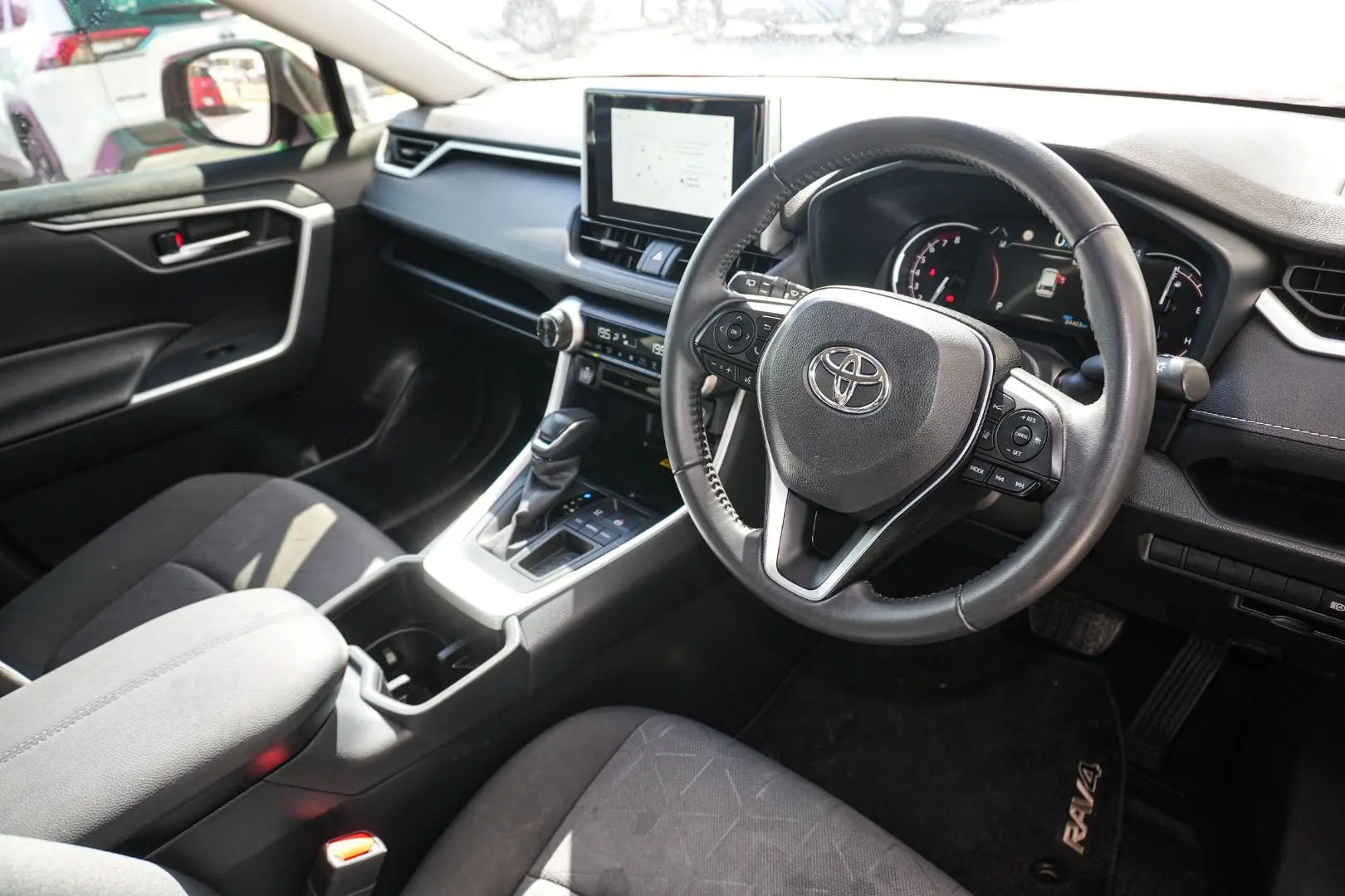 2023 Toyota RAV4 Gallery Image 7