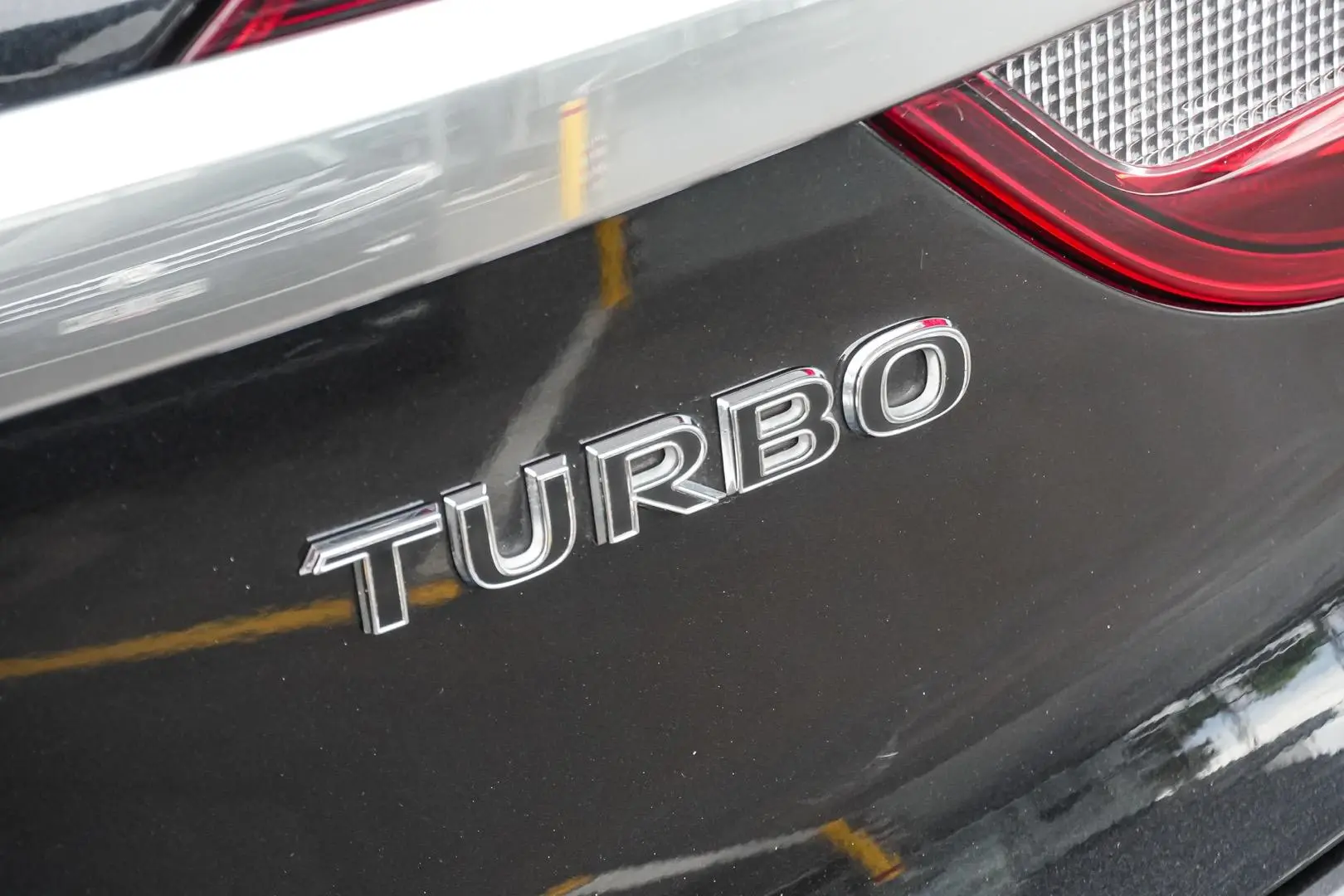 2015 Holden Cascada Gallery Image 18