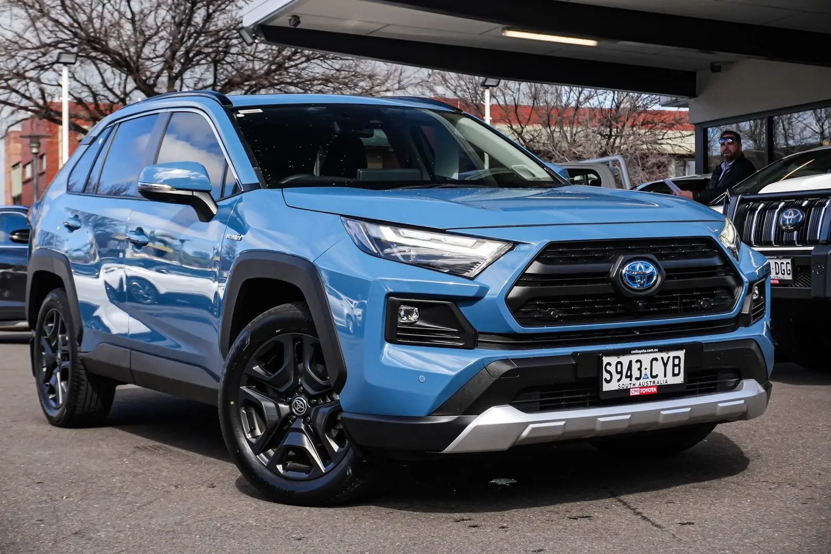 2023 Toyota RAV4 Gallery Image 2
