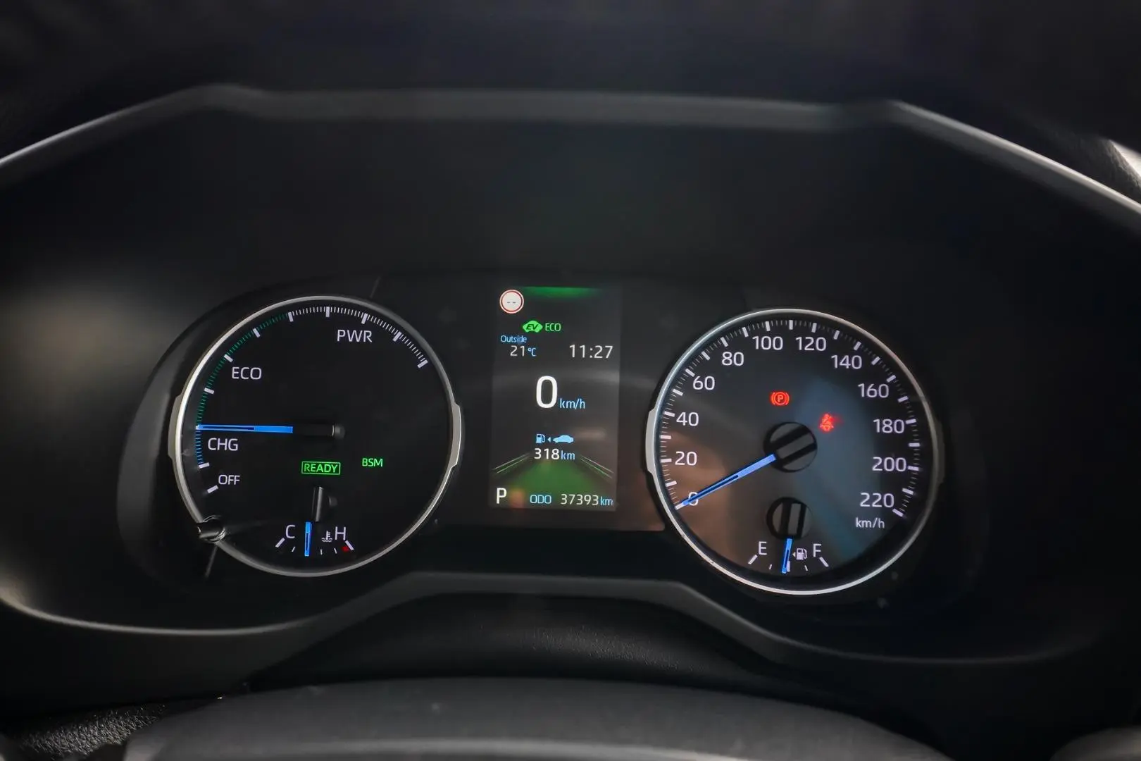 2020 Toyota RAV4 Gallery Image 17
