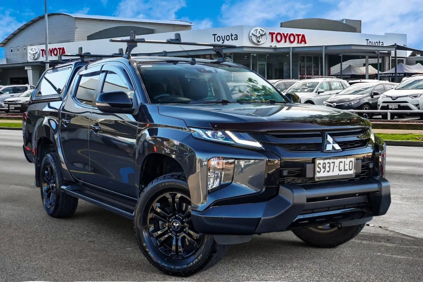 2021 Mitsubishi Triton Image