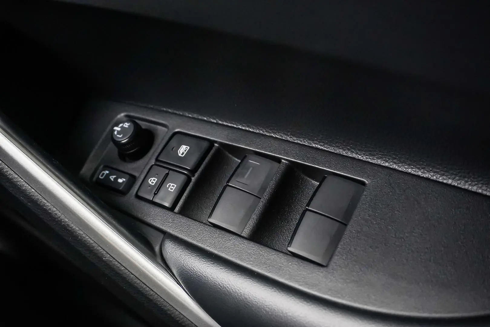 2023 Toyota Corolla Cross Gallery Image 23